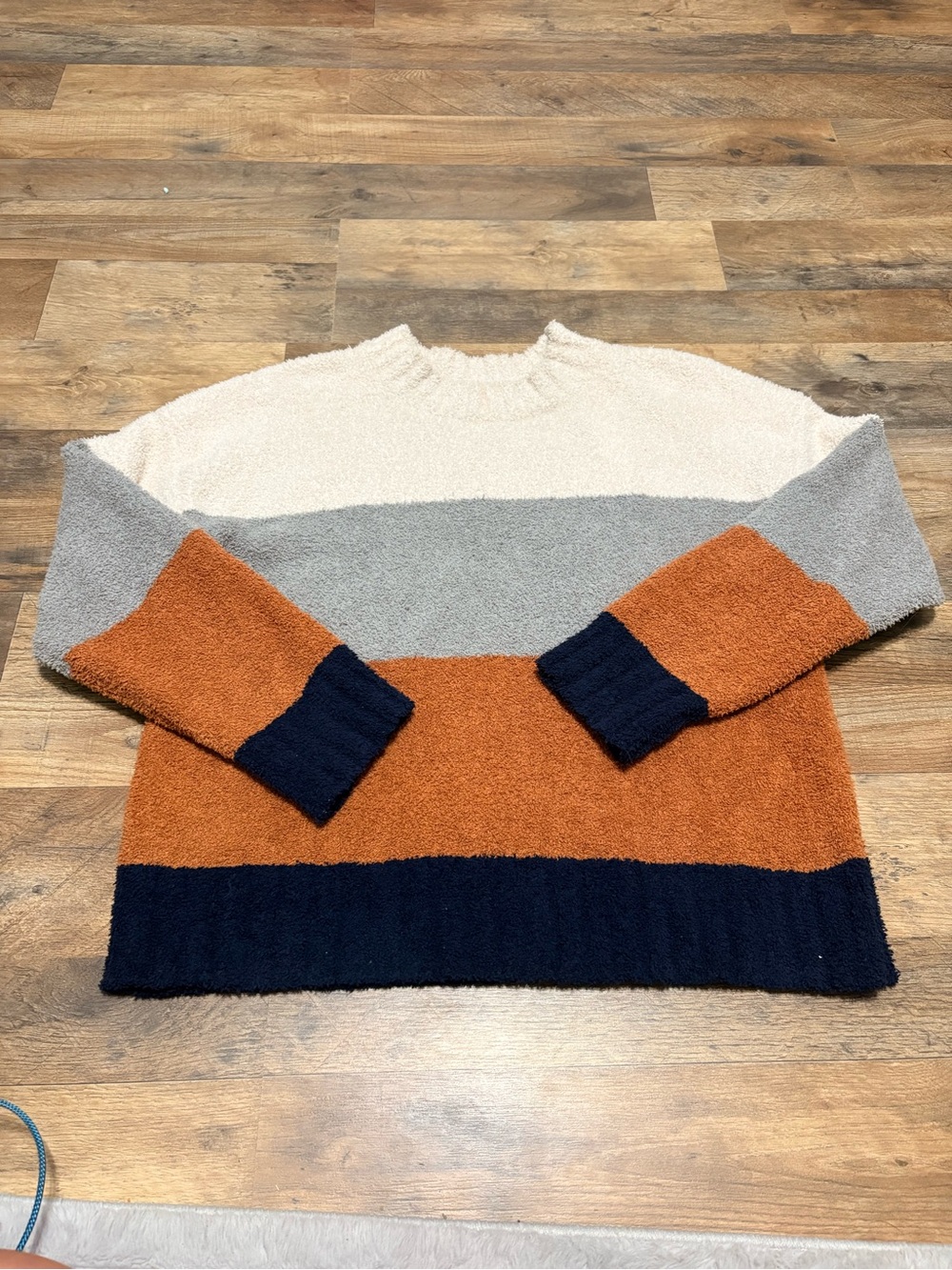 Thread & Supply Colorblock Fuzzy Sweater – Women’s Large